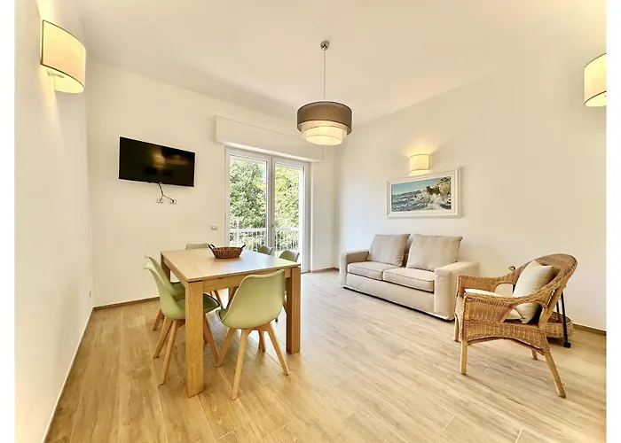Luxe Apartment